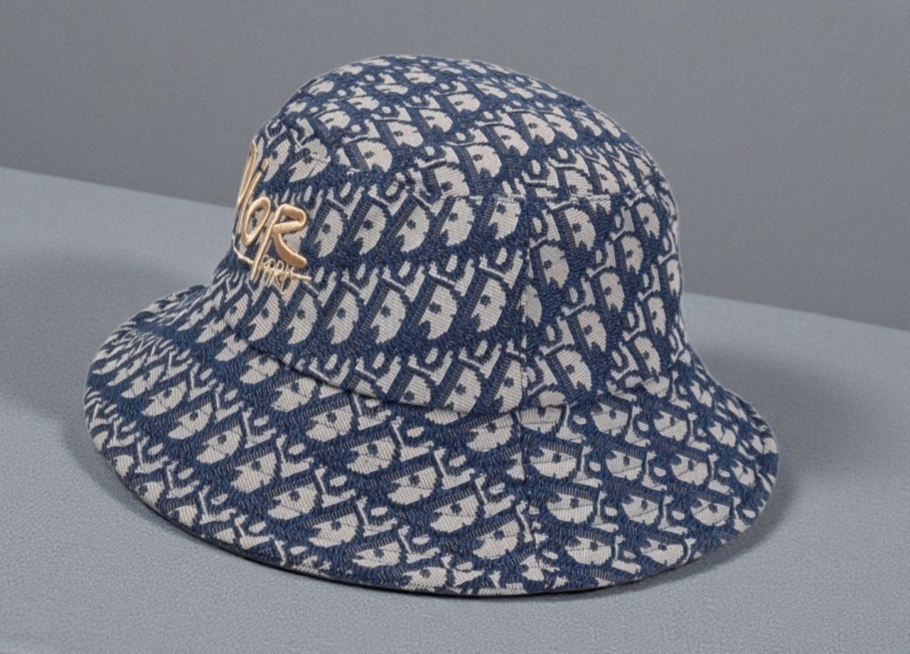 3_b67Ud018svc2v01phiaxxz2_eg68cv.jpg?type=e1920_std