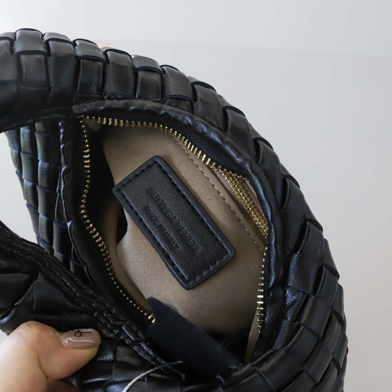 j_15hUd018svc1l7g04jra94hi_eg68cv.jpg?type=e1920_std