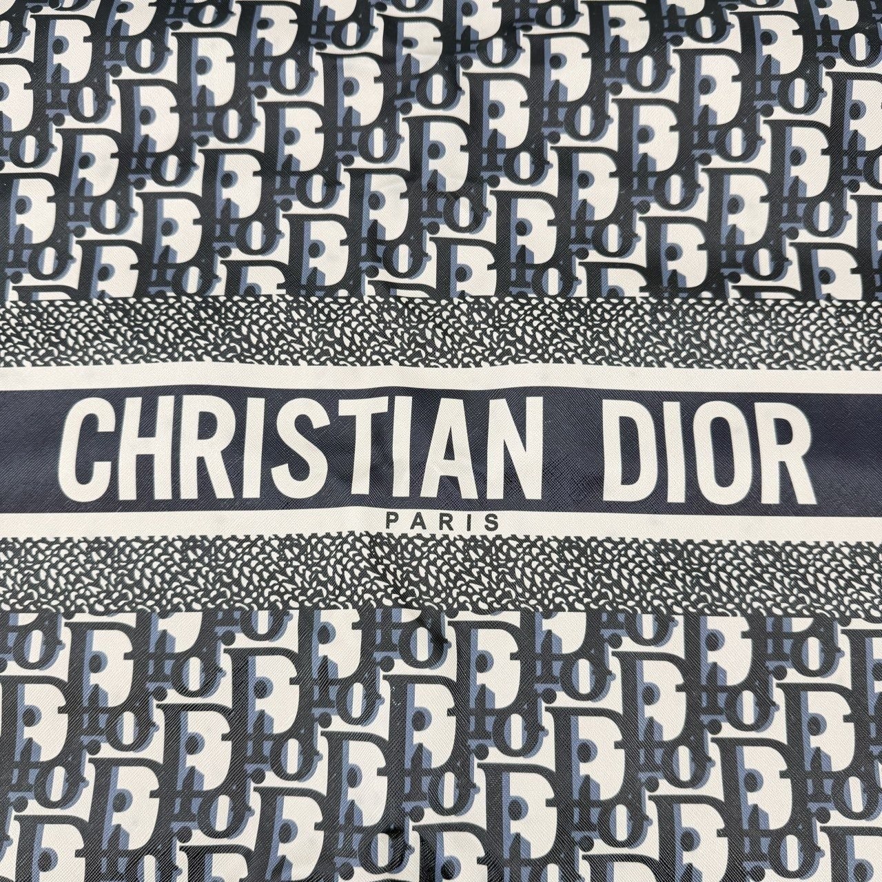 4_b63Ud018svcatfklrkpyut8_eg68cv.jpg?type=e1920_std