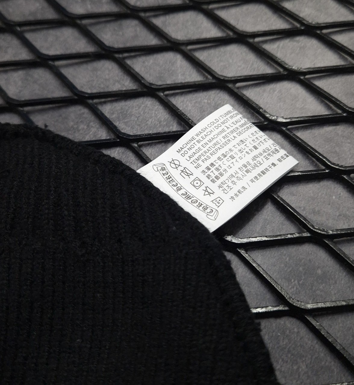 j_16bUd018svc1i6aa1r5rjv00_eg68cv.jpg?type=e1920_std