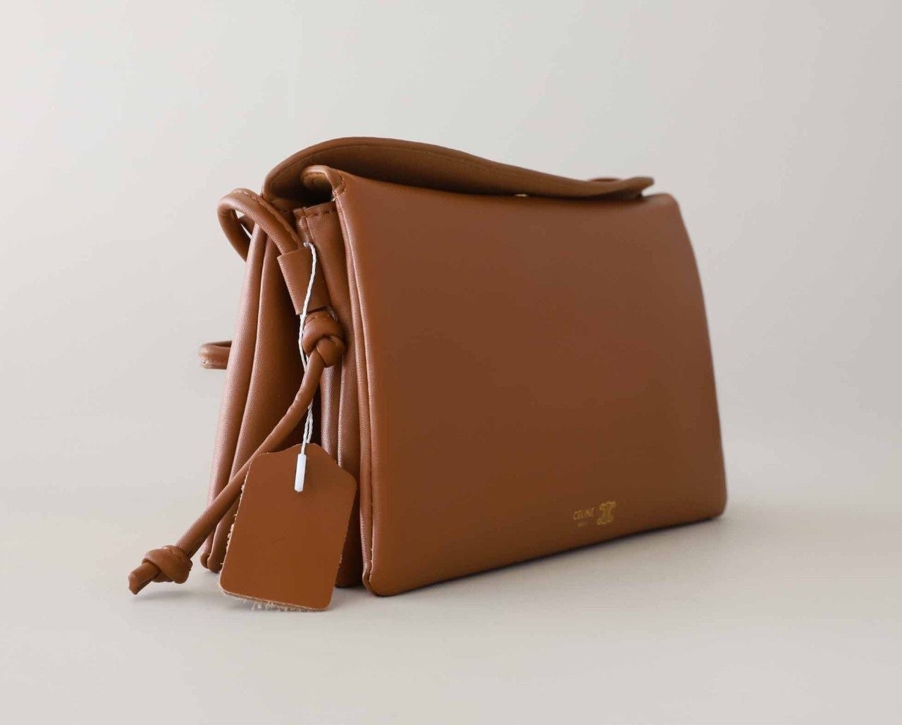 i_j5cUd018svc5bg570xypb6i_eg68cv.jpg?type=e1920_std