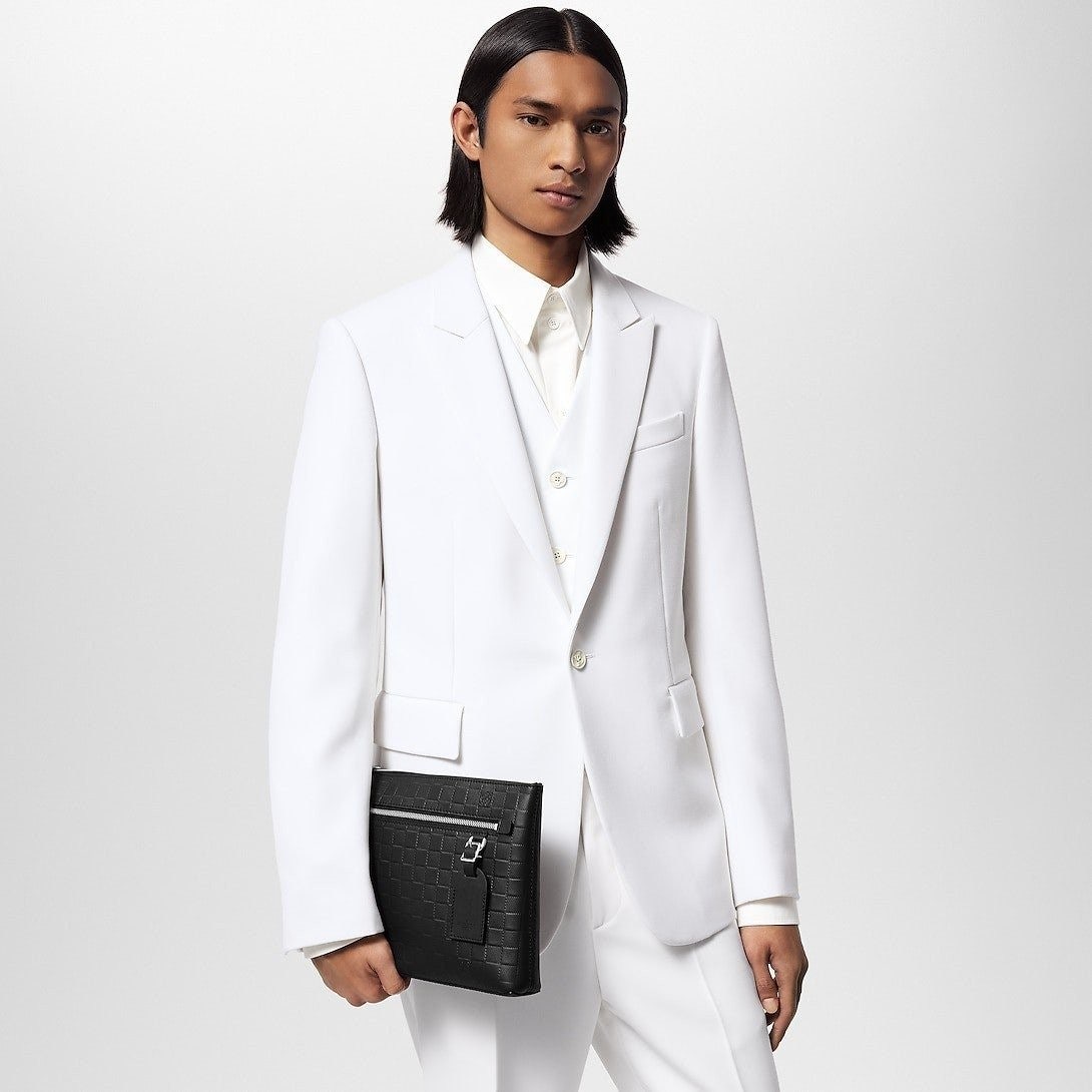 9_861Ud018svcspcxiz41yur4_eg68cv.jpg?type=e1920_std