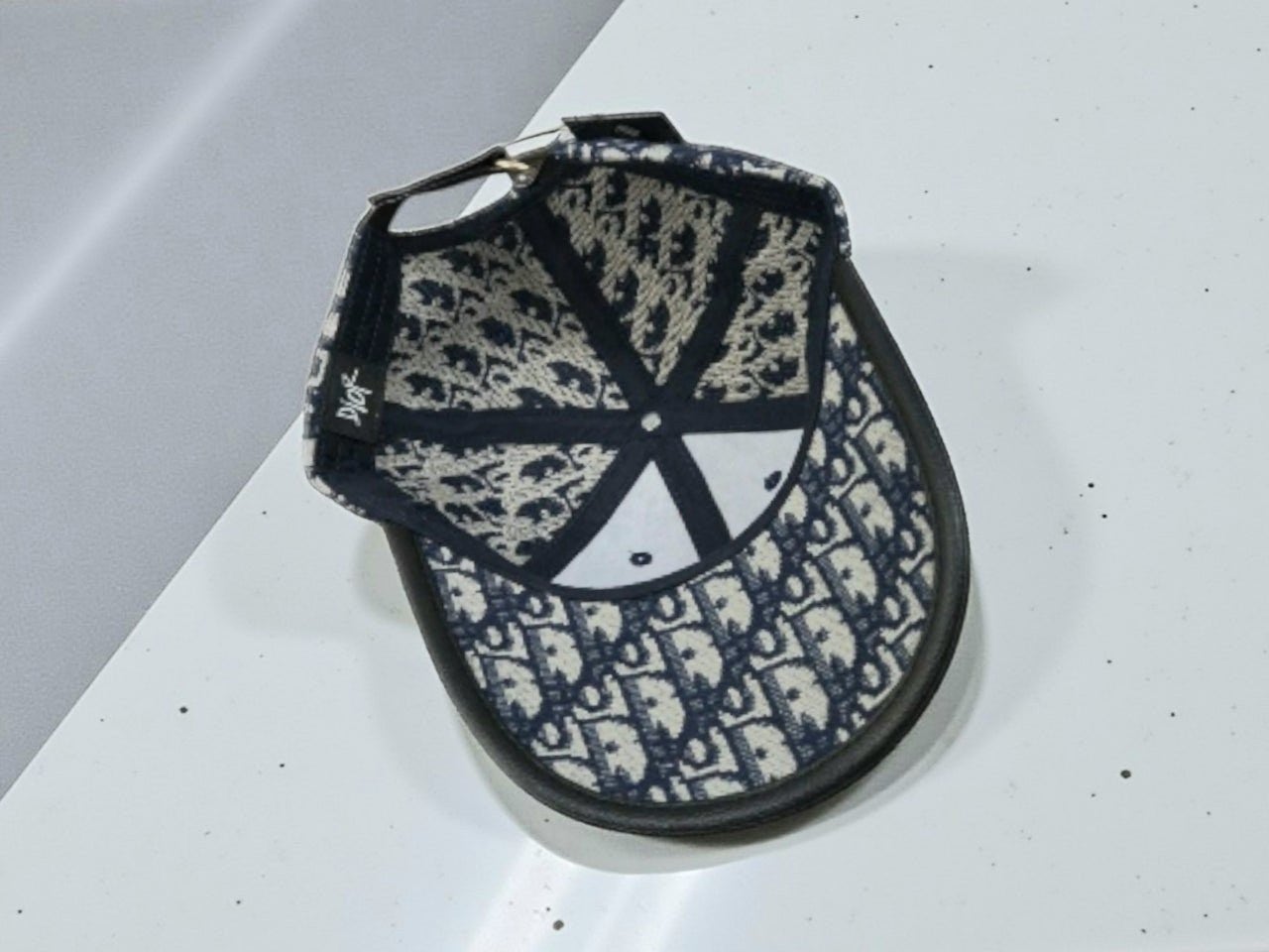 j_d6cUd018svc1jbcizhufa6xl_eg68cv.jpg?type=e1920_std