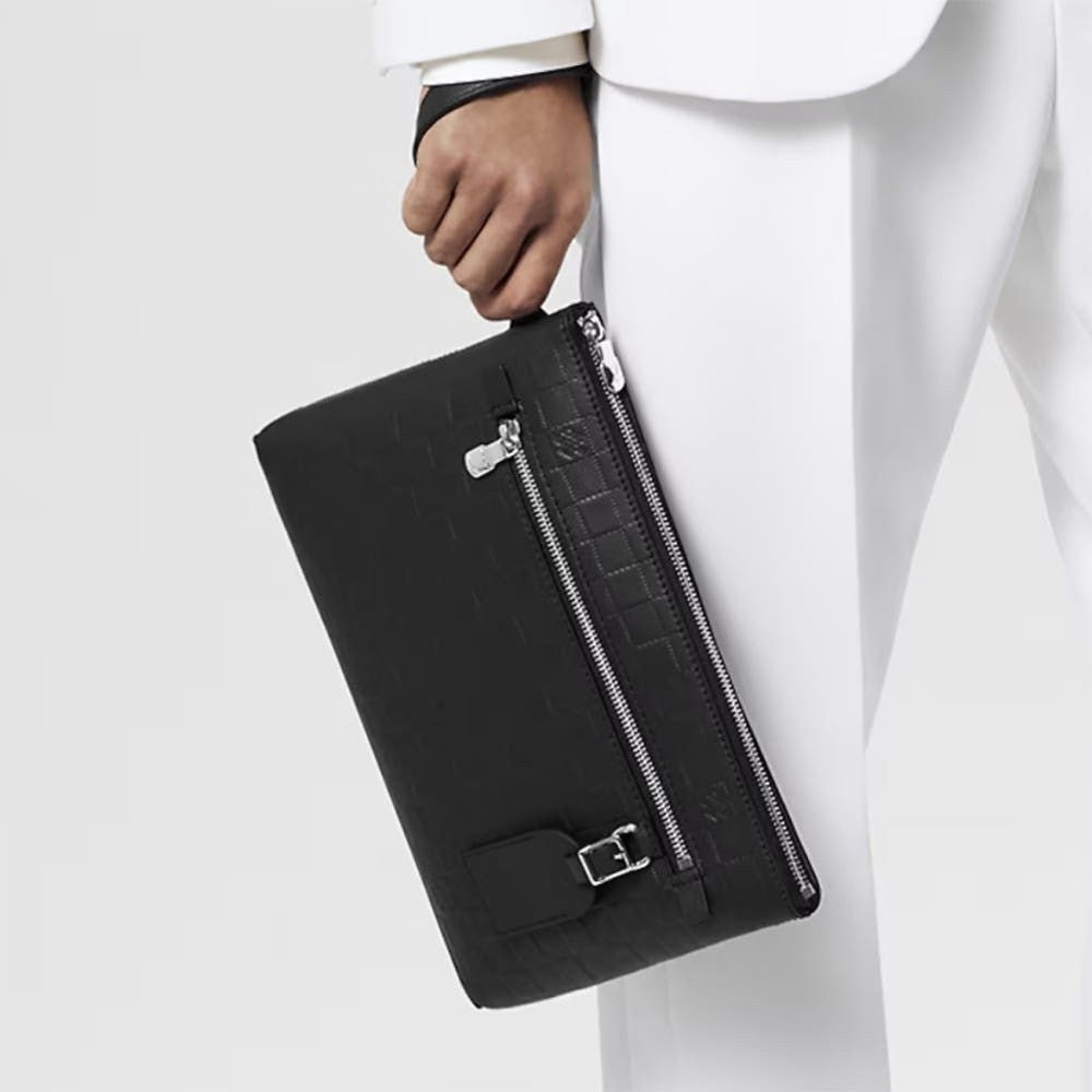 9_h61Ud018svcspivq6sj4xos_eg68cv.jpg?type=e1920_std