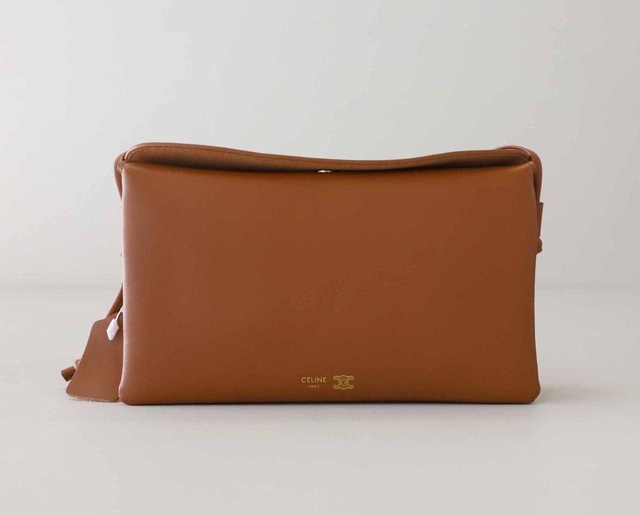 i_h5cUd018svc1m8eg2dble8si_eg68cv.jpg?type=e1920_std