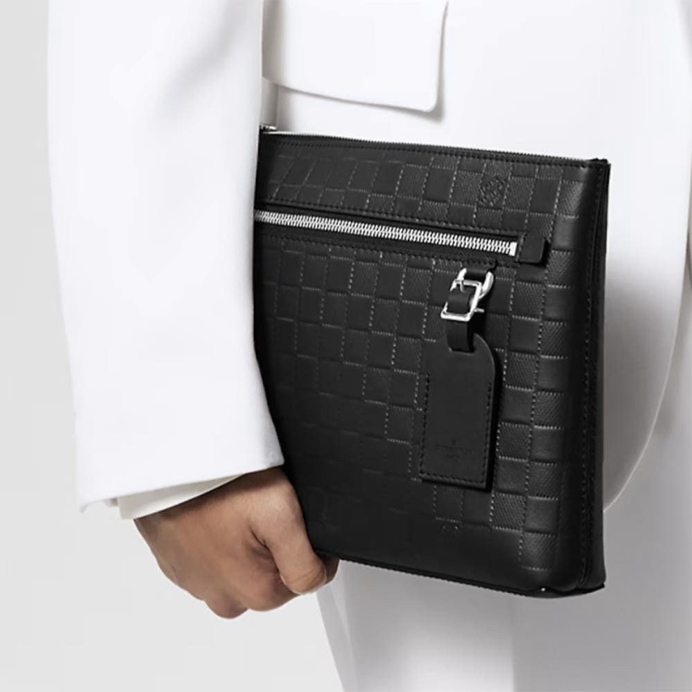 9_661Ud018svc1jc6tq9332lhf_eg68cv.jpg?type=e1920_std