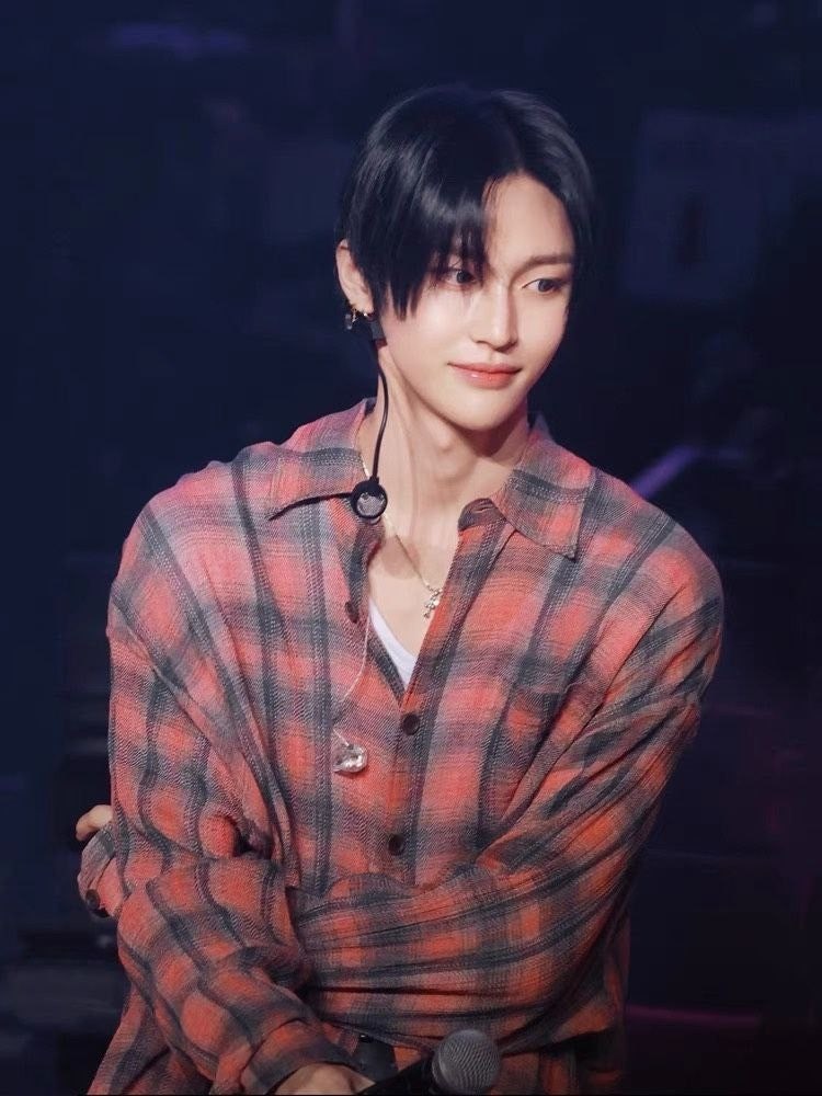 6_05jUd018svcbxcbc2arv86y_uebtiq.jpg 6_05jUd018svcbxcbc2arv86y_uebtiq.jpg