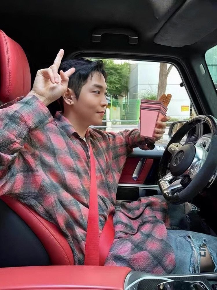 6_65jUd018svcnzvqfyjwn7ya_uebtiq.jpg 6_65jUd018svcnzvqfyjwn7ya_uebtiq.jpg