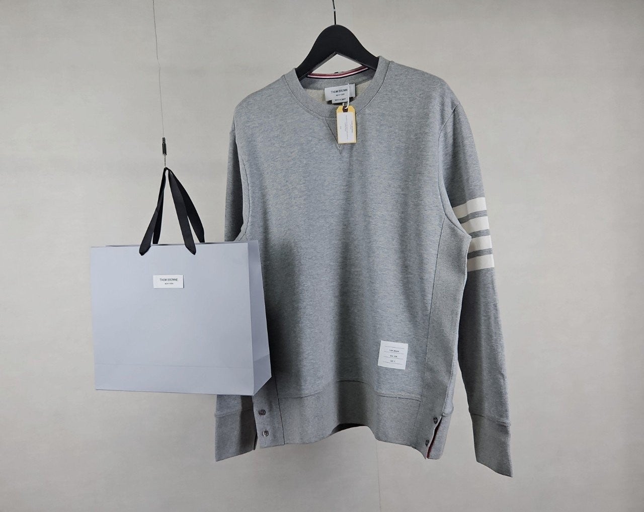 3_570Ud018svc2fze0c55jw0v_snwgnf.jpg 3_570Ud018svc2fze0c55jw0v_snwgnf.jpg