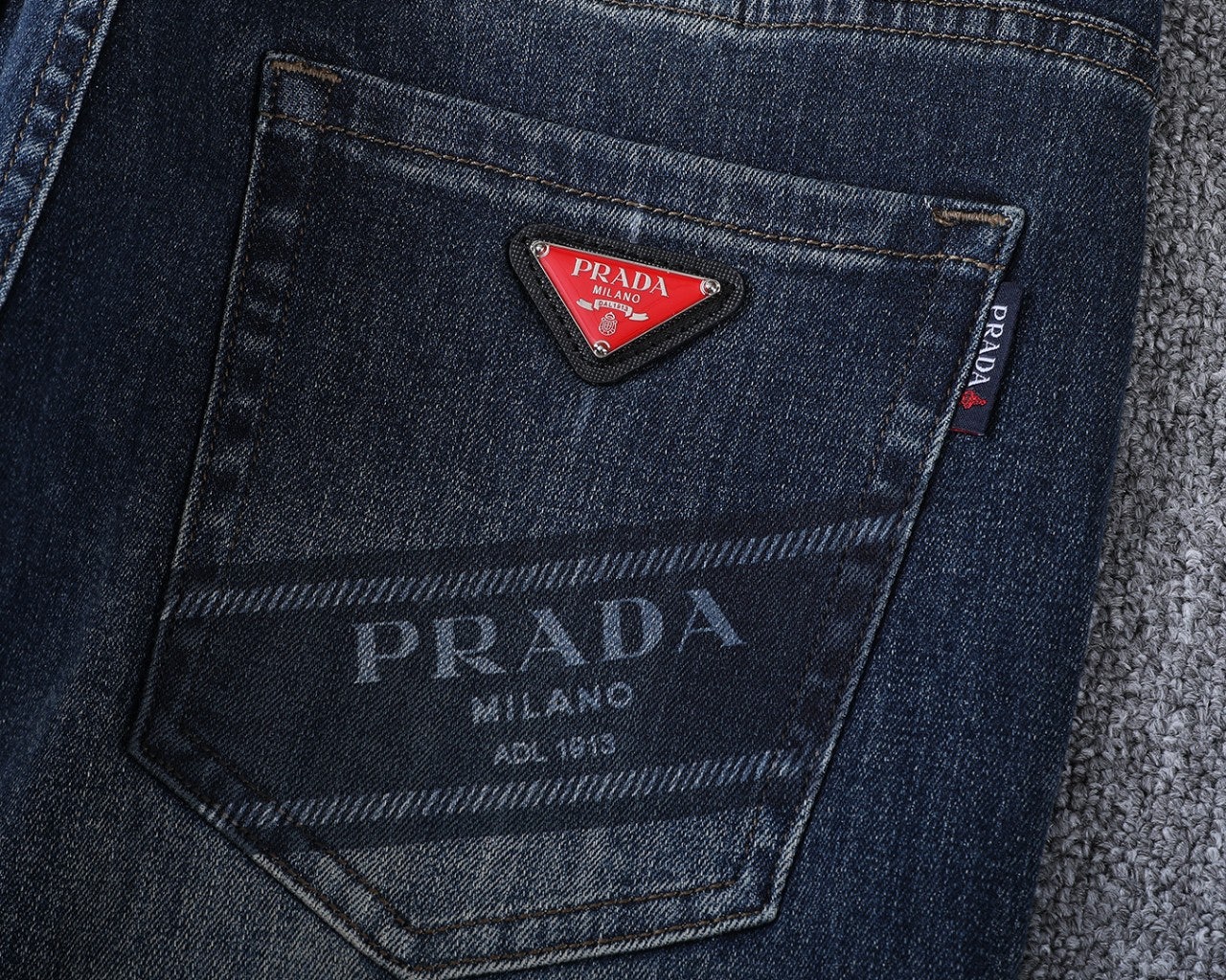 h_jgfUd018svc1euq8416sldp1_ec7ua1.jpg?type=e1920_std