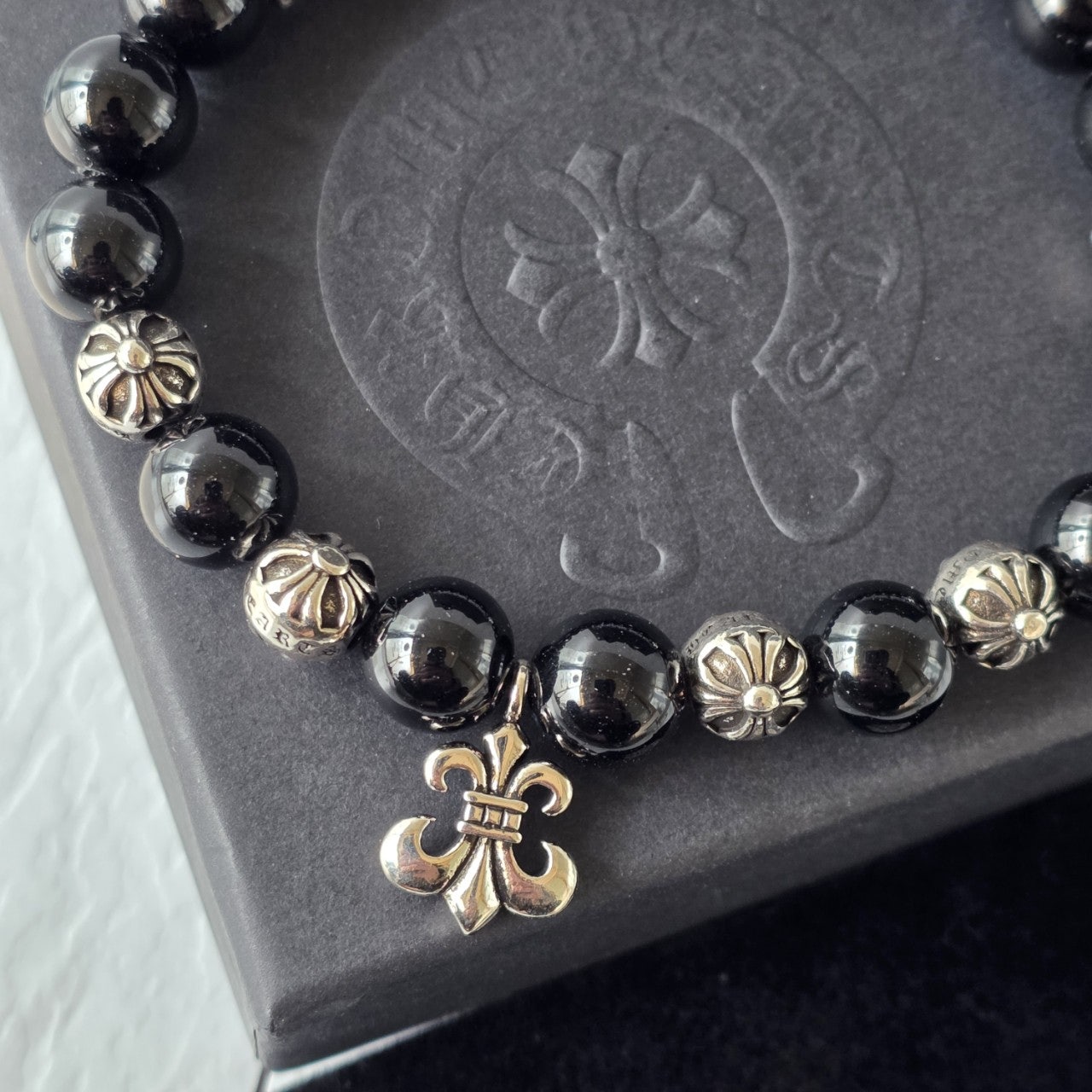 h_7dbUd018svc3amg1hce9qzy_48xg9.jpg h_7dbUd018svc3amg1hce9qzy_48xg9.jpg