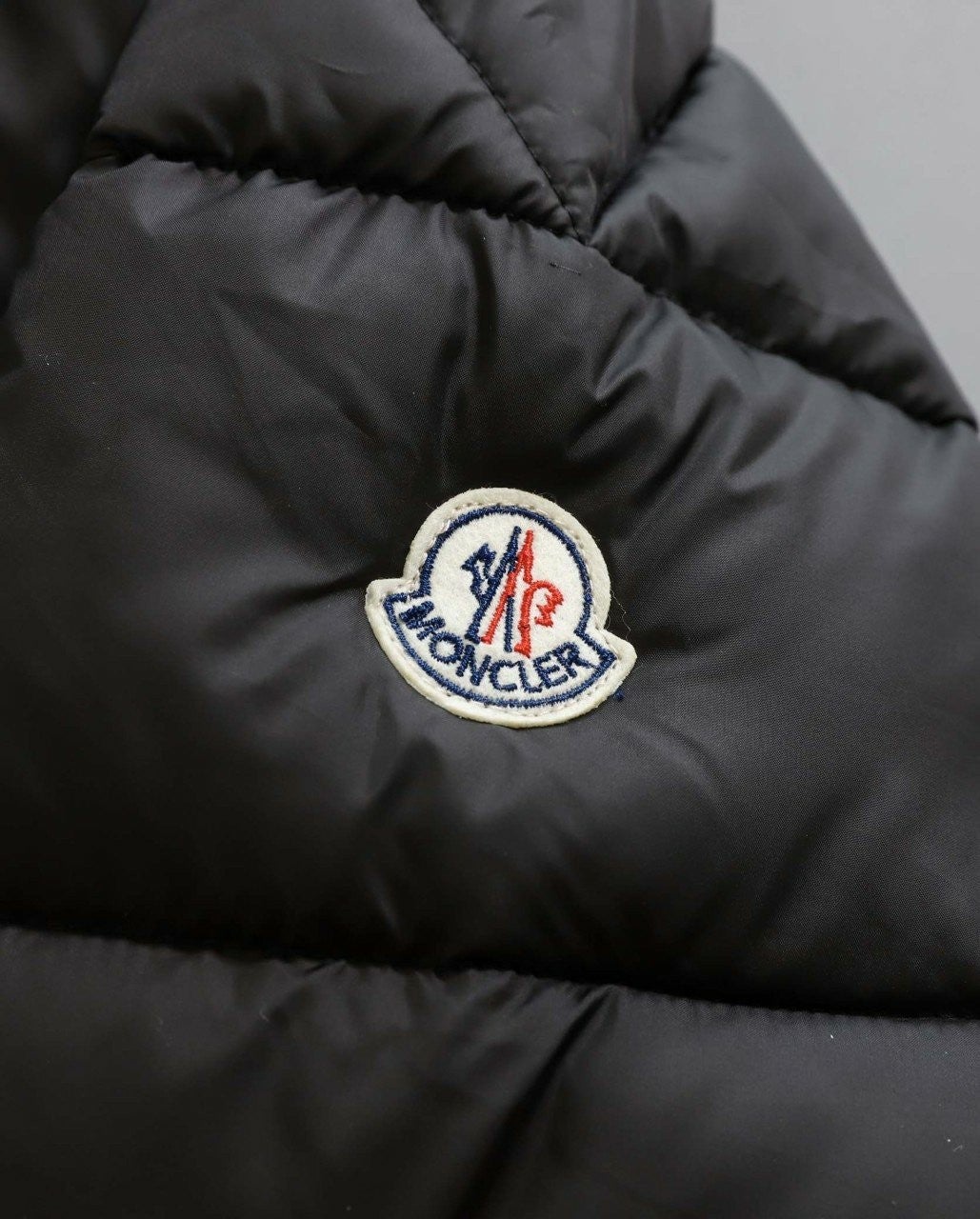 f_4c2Ud018svc1k18z6r1vfzc7_2vnt6j.jpg?type=e1920_std