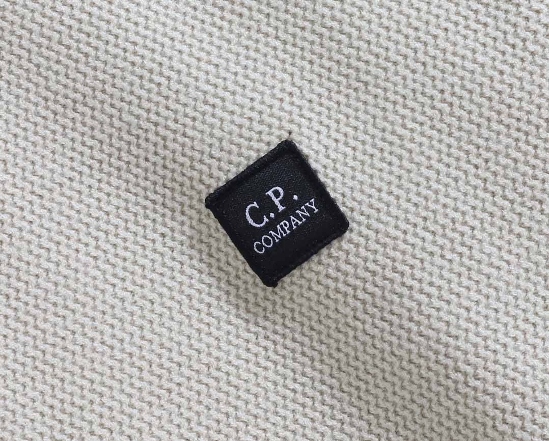 a_2b6Ud018svc101y3qadpz8dr_ew4xzd.jpg?type=e1920_std