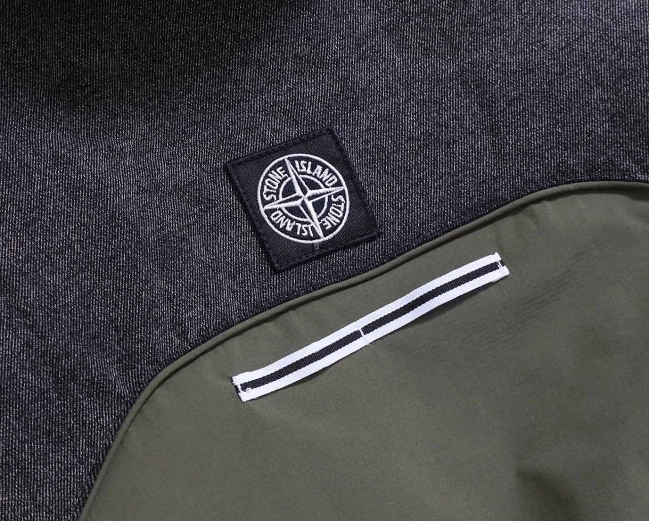 g_3bcUd018svc1ipq8pojv4lyy_ew4xzd.jpg?type=e1920_std