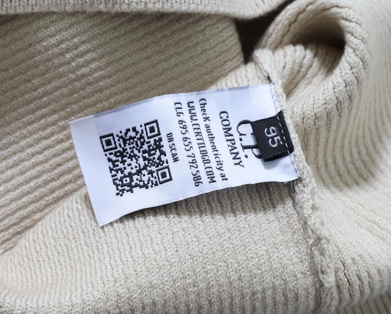 a_9b6Ud018svcrxhlwxktmp8e_ew4xzd.jpg?type=e1920_std