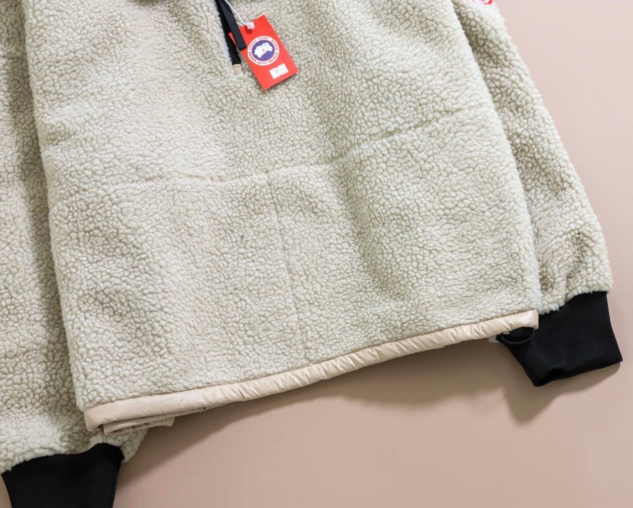 7_4bhUd018svc1o6068canarc2_ew4xzd.jpg?type=e1920_std