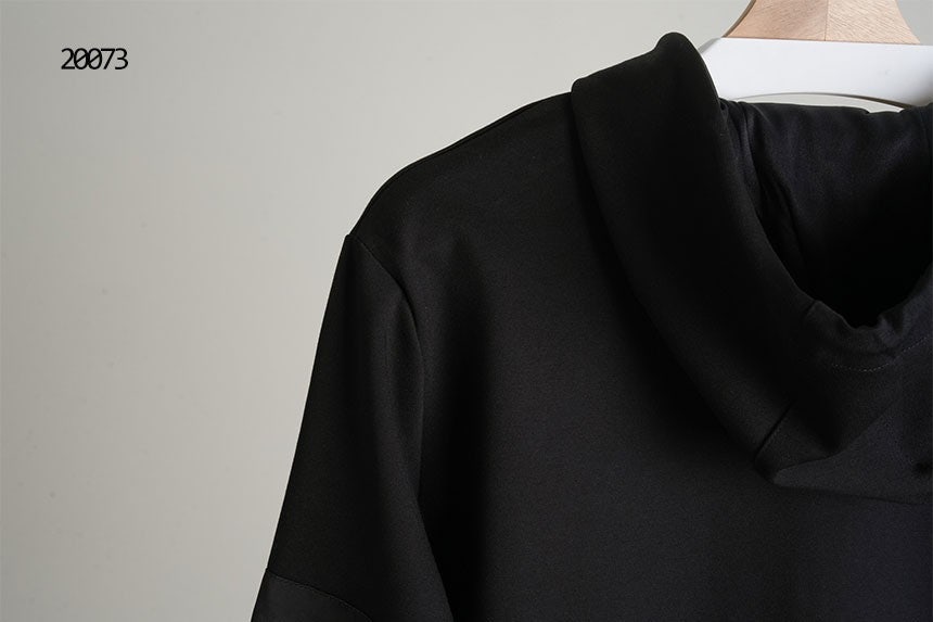 e_1h2Ud018svc1m9ghyk3jjtmt_x5e342.jpg?type=e1920_std