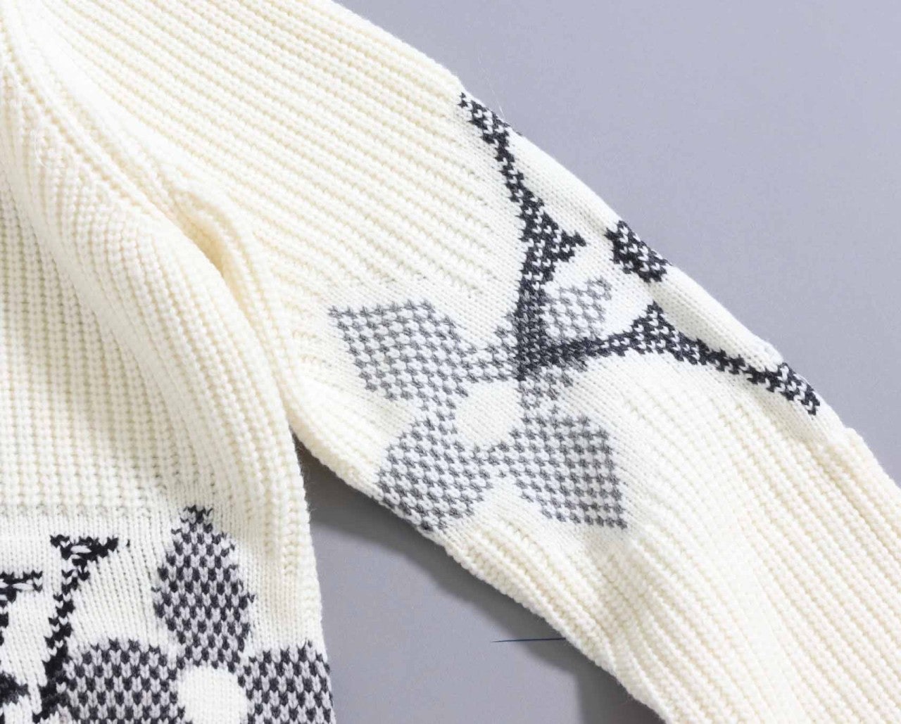 c_6g2Ud018svc1y1mawnbzm52g_ew4xzd.jpg?type=e1920_std