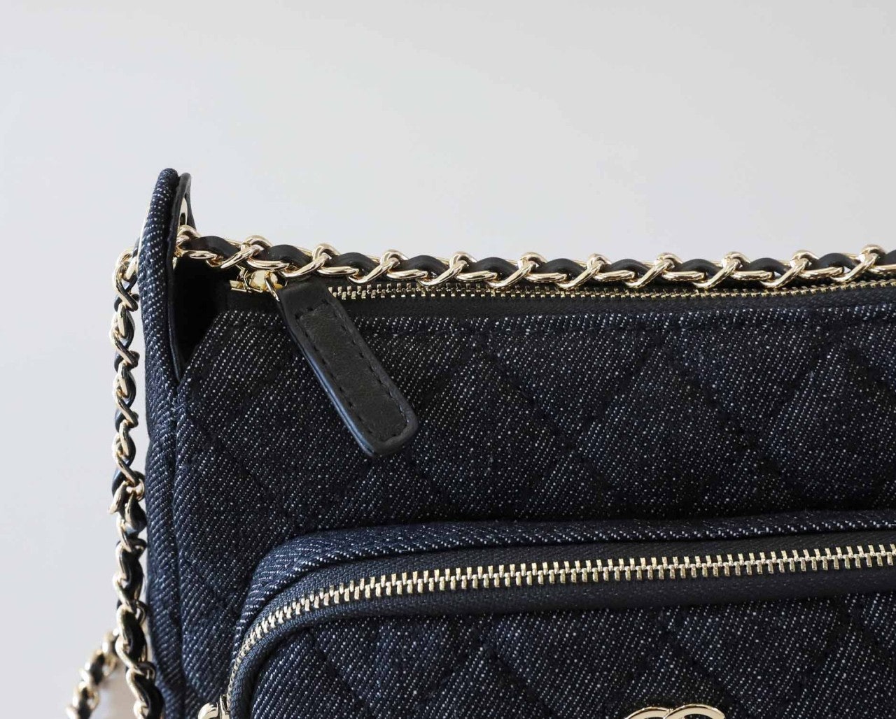 3_ag3Ud018svci8heoocy56az_ew4xzd.jpg?type=e1920_std