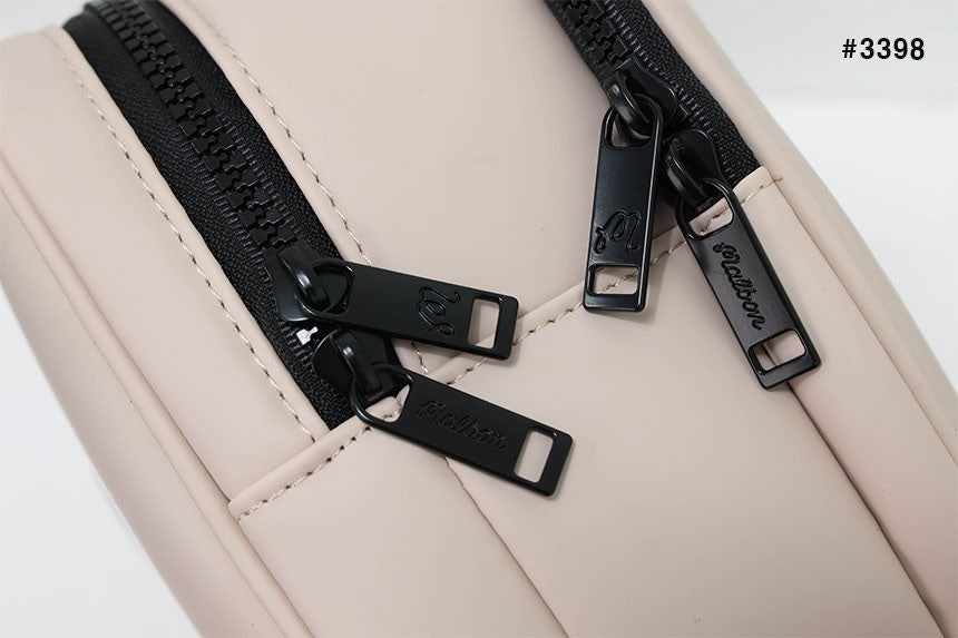 4_9f6Ud018svcafl0onuih93o_es791q.jpg?type=e1920_std