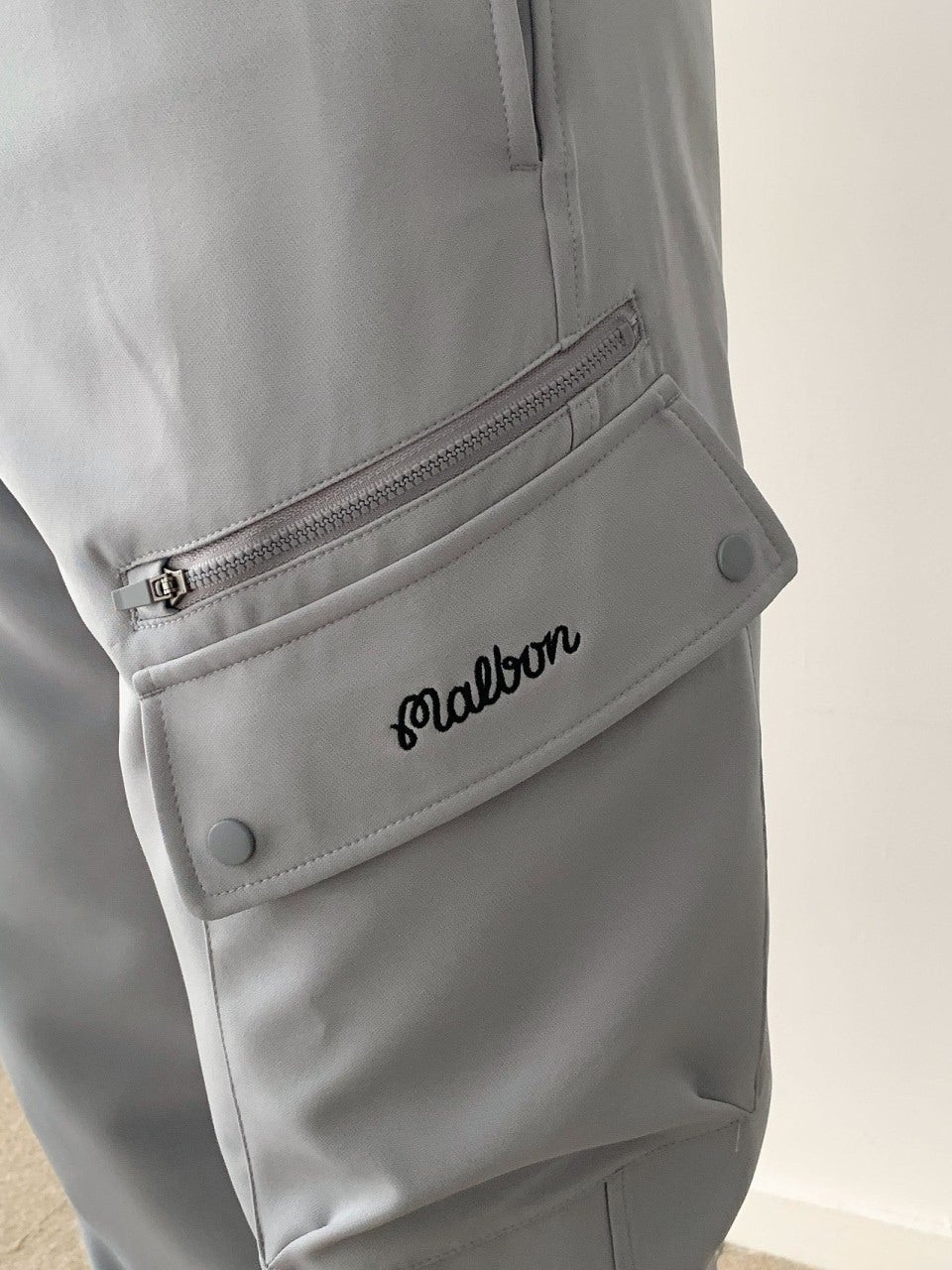 f_f50Ud018svcp9vdxmlznd1x_2li0y6.jpg?type=e1920_std