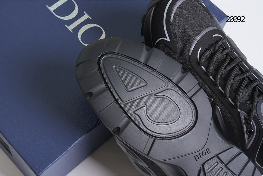 0_26aUd018svc9g9vs9yzns26_x5e342.jpg?type=e1920_std