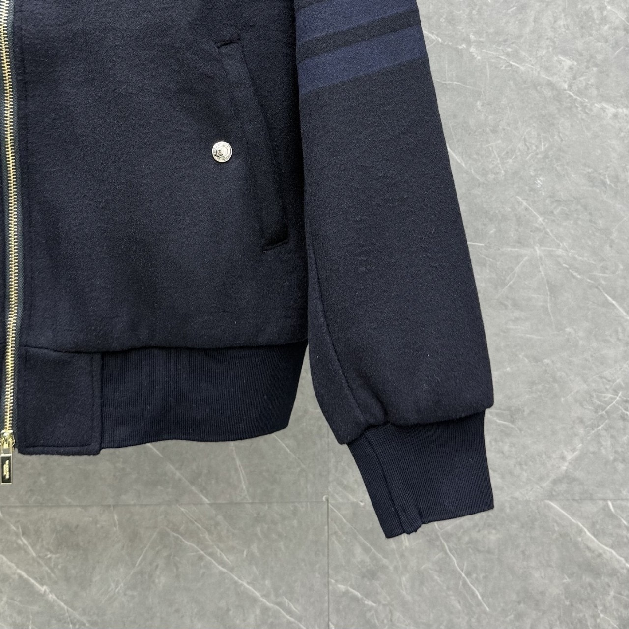 2_d9eUd018svc9ajnzy5dhiuk_ec7ua1.jpg?type=e1920_std