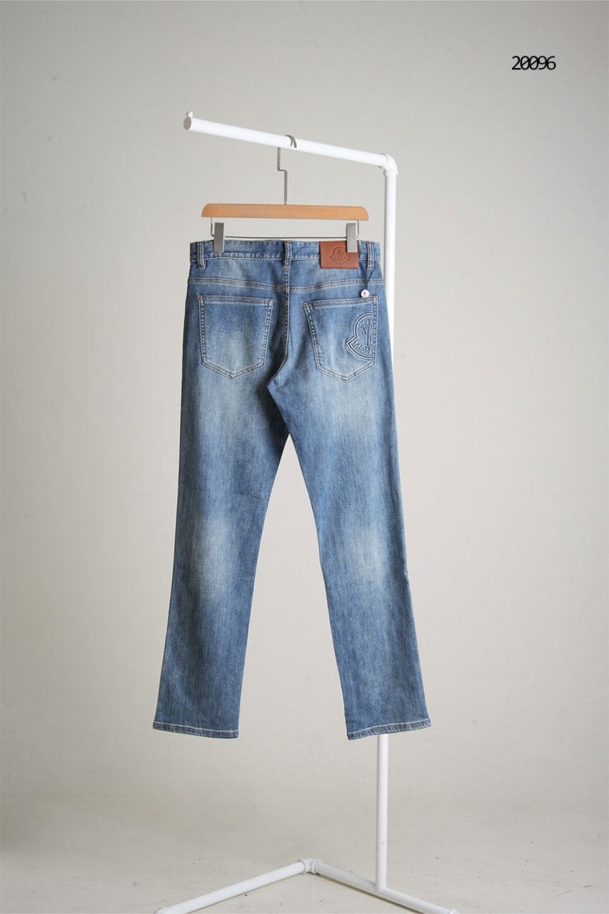 8_7g9Ud018svc1eeewkctt4f4a_x5e342.jpg?type=e1920_std