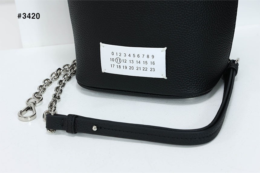 7_ih3Ud018svc1pmw68ueyke2p_es791q.jpg?type=e1920_std