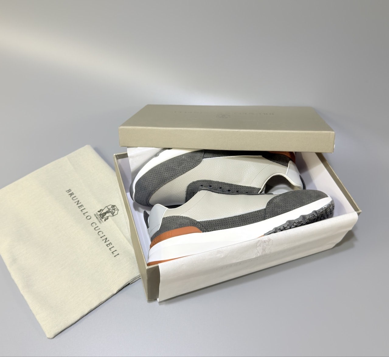 5_709Ud018svc1kohz9r1mb0bq_30uyz0.jpg?type=e1920_std