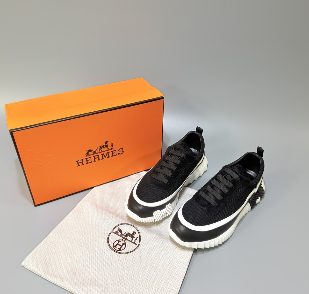 e_70dUd018svc1dqyr33h041z9_30uyz0.jpg?type=e1920_std