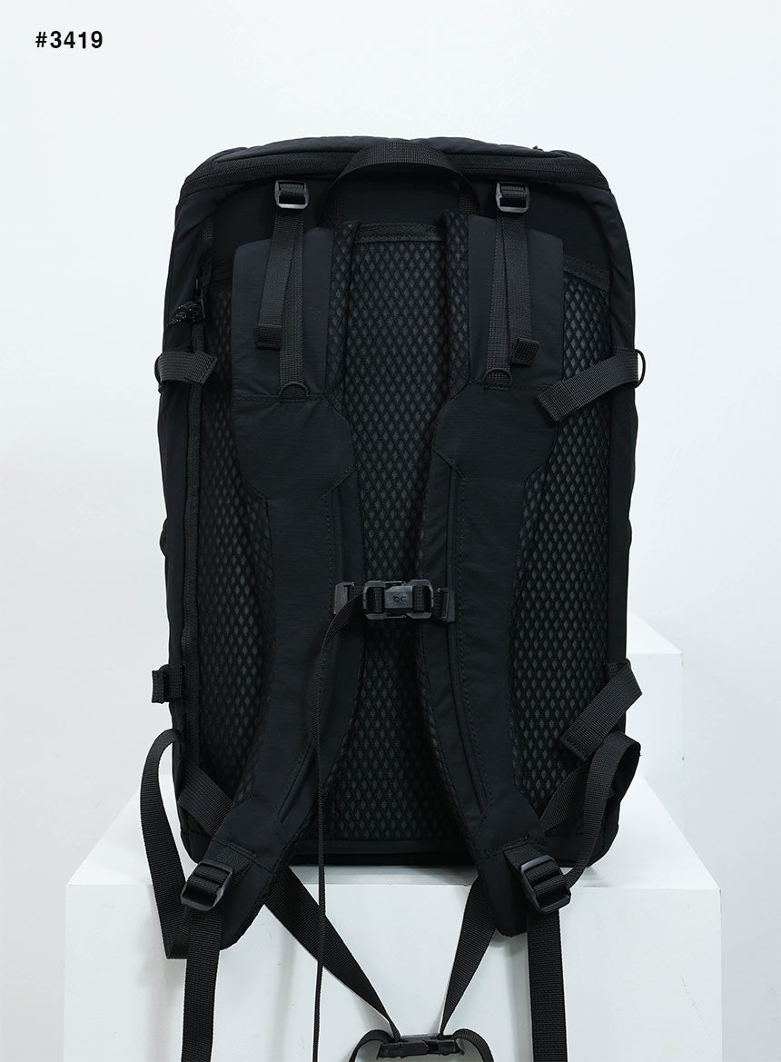 3_5h0Ud018svc1vuvqanys1b3r_es791q.jpg?type=e1920_std