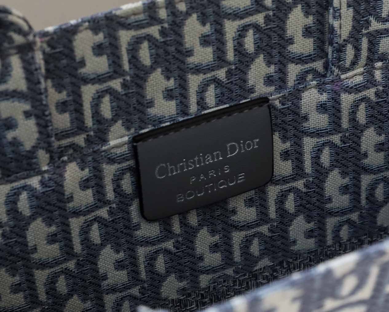 1_21jUd018svc19fr8wmnlk7d5_g9hfyp.jpg?type=e1920_std