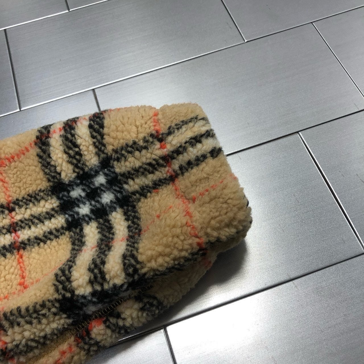 b_d19Ud018svc11y6cw0w34o7k_4144s3.jpg b_d19Ud018svc11y6cw0w34o7k_4144s3.jpg