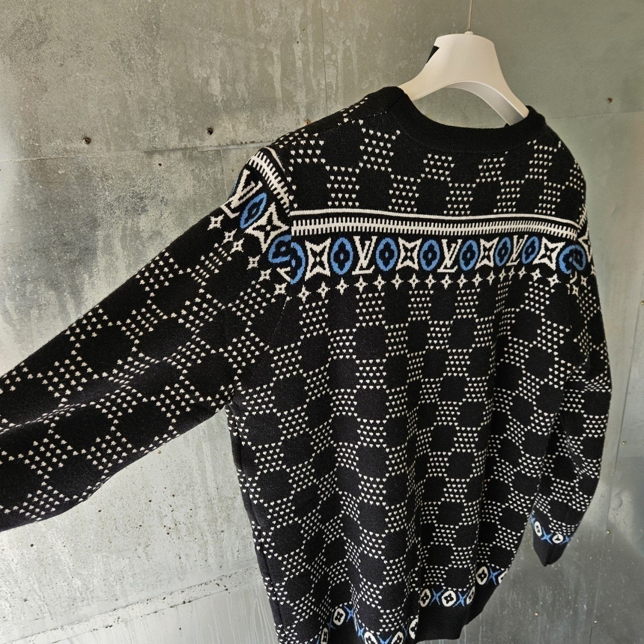 i_02iUd018svcaxpxhcqma65v_48xg9.jpg i_02iUd018svcaxpxhcqma65v_48xg9.jpg