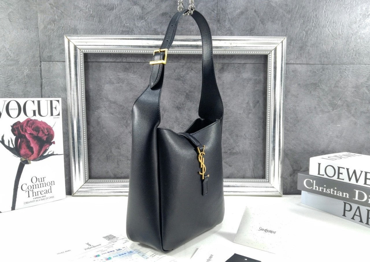 5_j1dUd018svcvqh5gefiyz99_413zjm.jpg 5_j1dUd018svcvqh5gefiyz99_413zjm.jpg