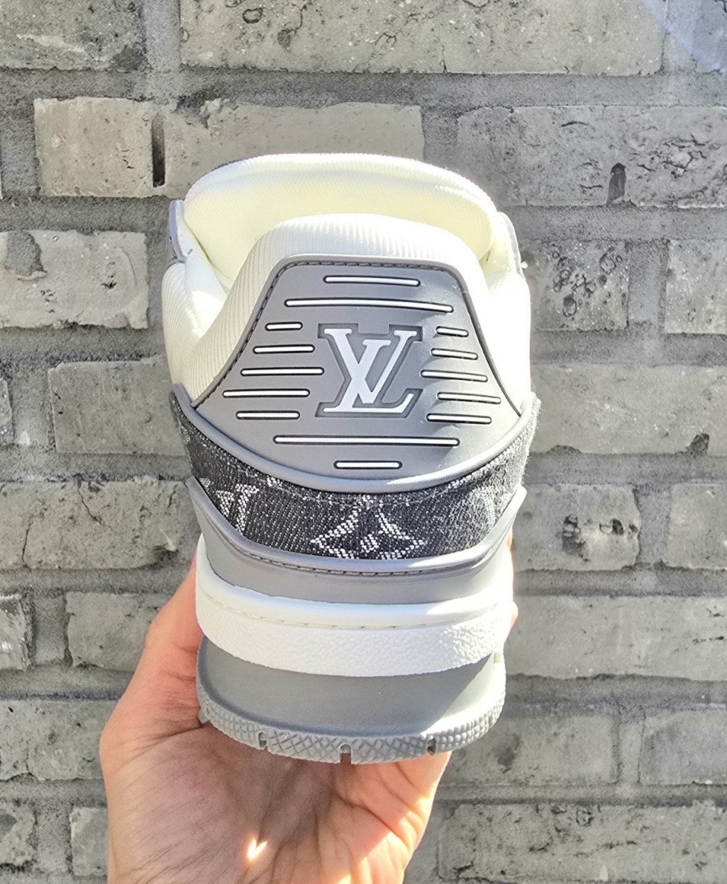 8_i10Ud018svc1m8yefnvyi3a5_413zjm.jpg 8_i10Ud018svc1m8yefnvyi3a5_413zjm.jpg