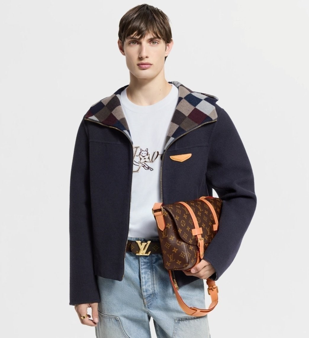 f_85cUd018svctfn38ej1ibi8_413zjm.jpg f_85cUd018svctfn38ej1ibi8_413zjm.jpg