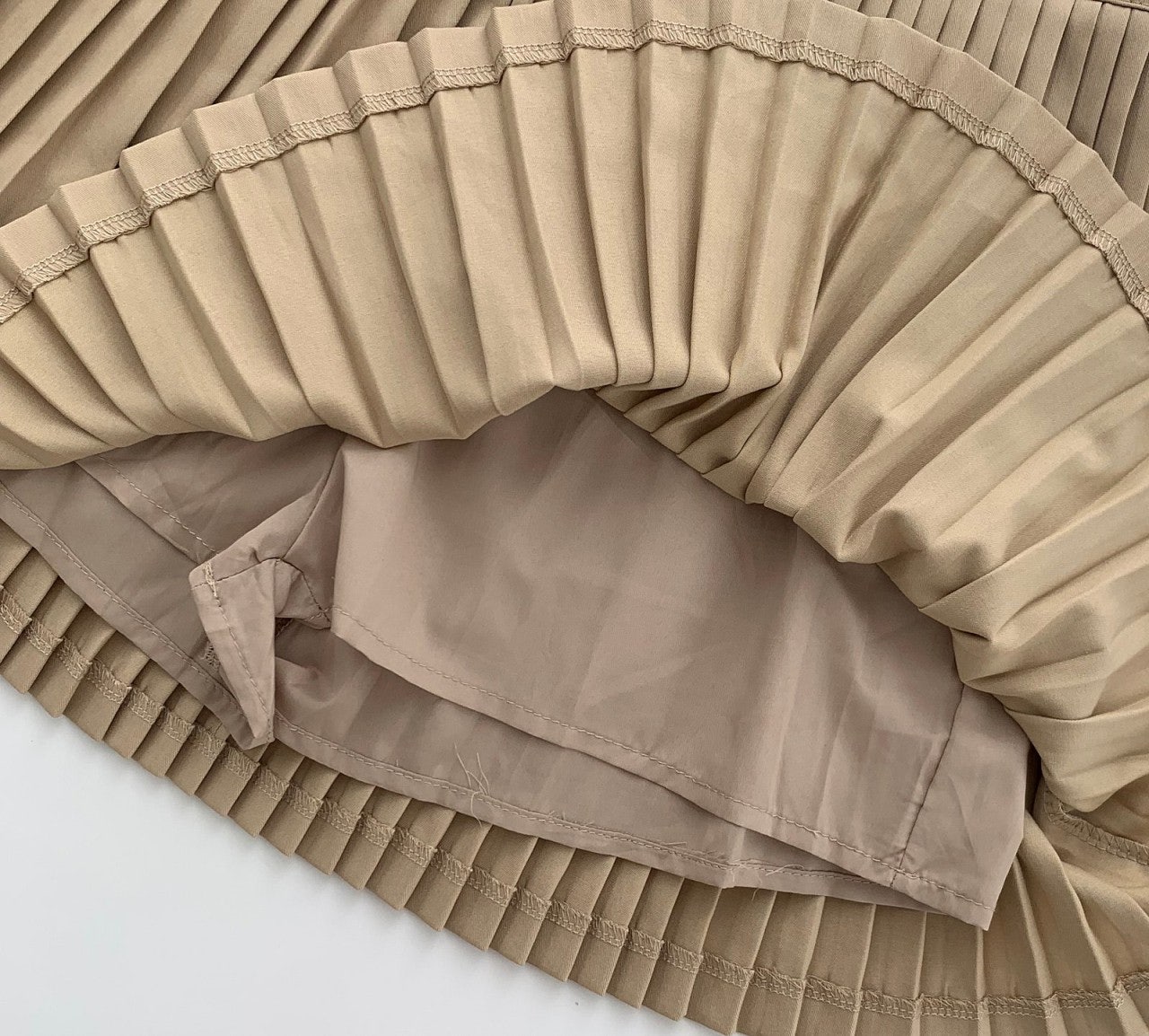 j_8ajUd018svcnwooywxfjxaj_2li0y6.jpg?type=e1920_std