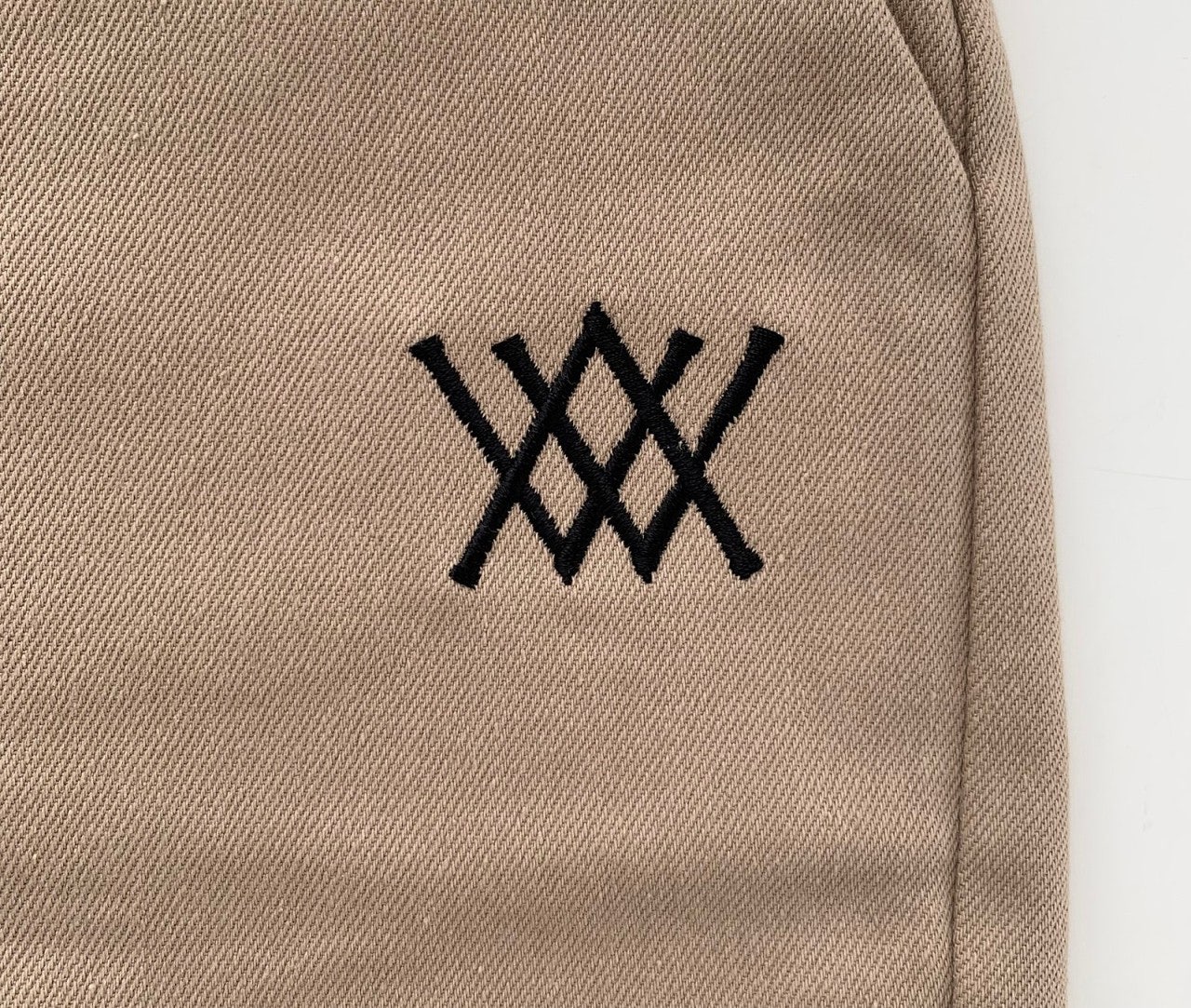 1_eb0Ud018svc42fxwjiwtasj_2li0y6.jpg?type=e1920_std