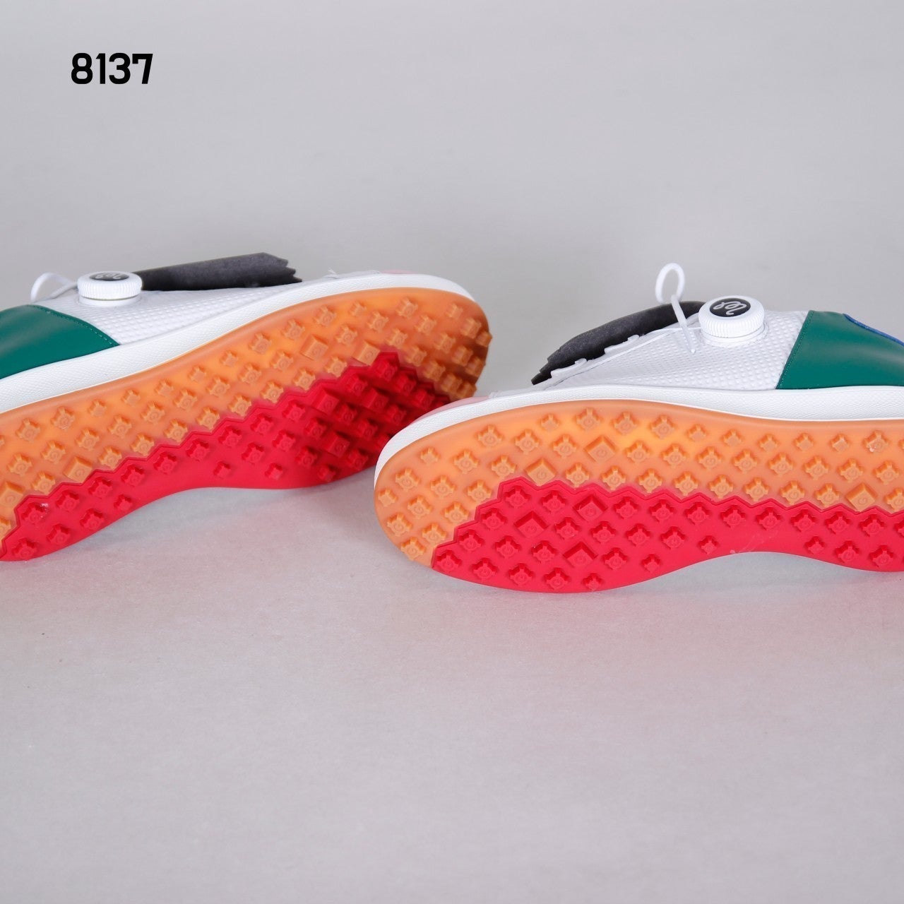 1_1ehUd018svc1xs0vtox8zmtr_bss50w.jpg?type=e1920_std