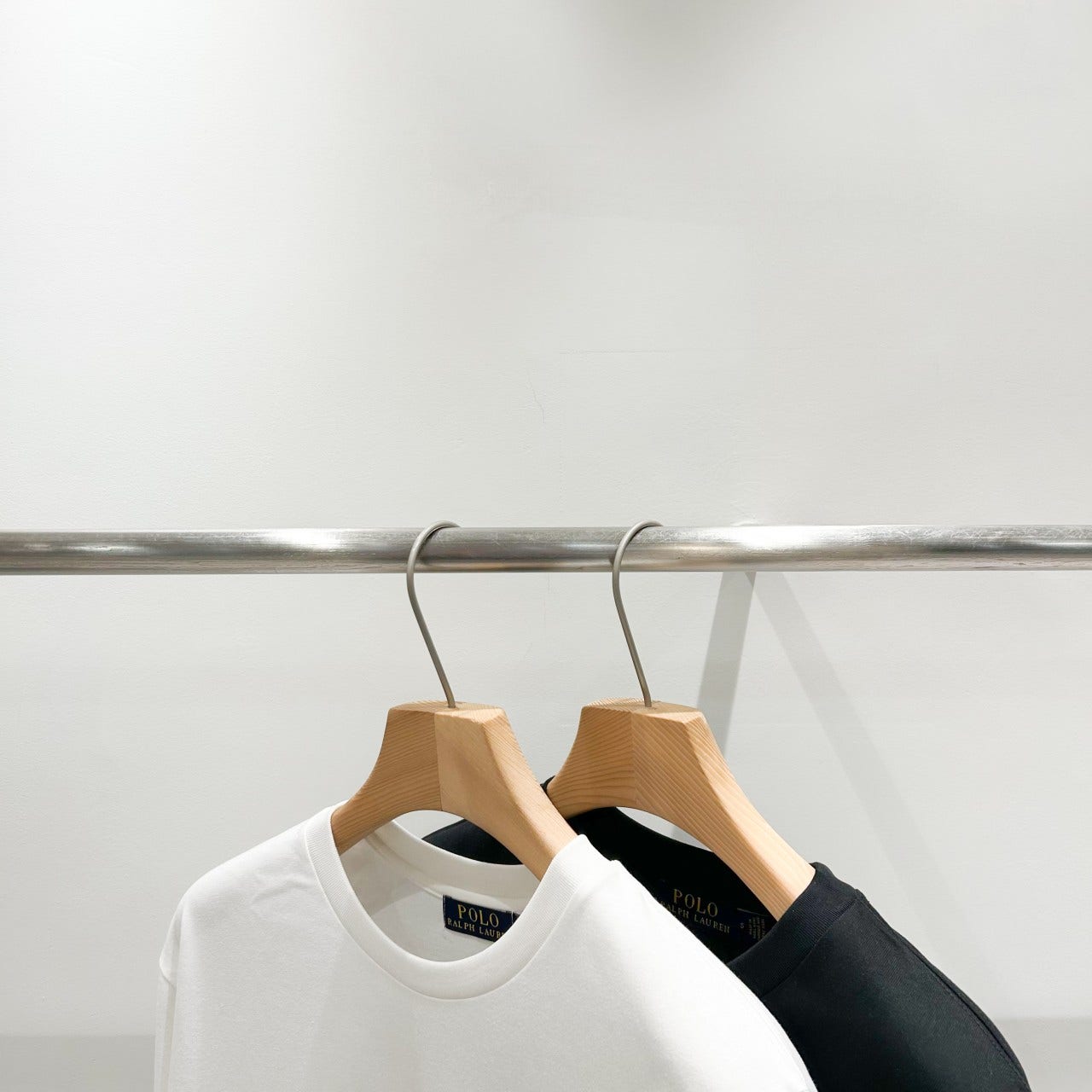 b_j0cUd018svccar33zaxqxbv_txy07i.jpg b_j0cUd018svccar33zaxqxbv_txy07i.jpg