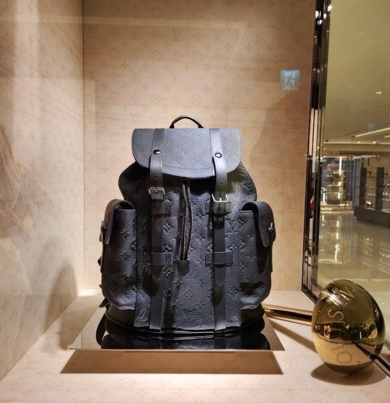 2_2eaUd018svcht6apjyjhn8v_413zjm.jpg 2_2eaUd018svcht6apjyjhn8v_413zjm.jpg