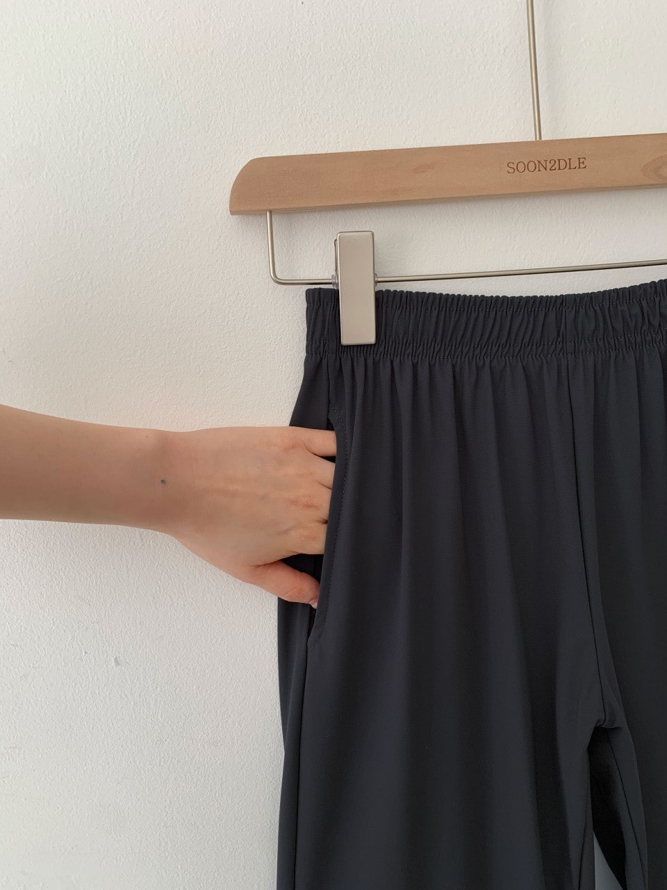 9_c9aUd018svc1xzte4v3ecko_2li0y6.jpg?type=e1920_std