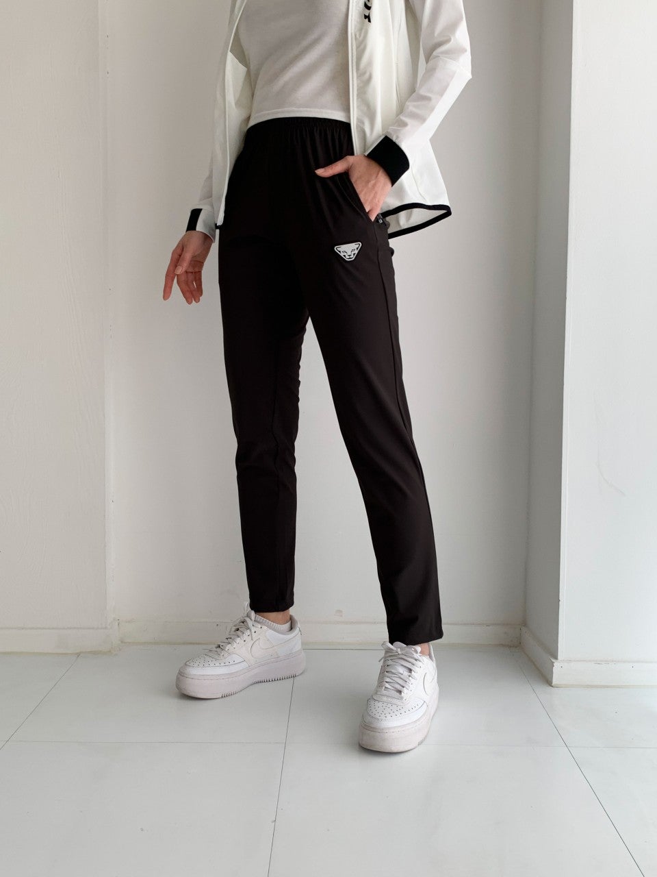 8_i9aUd018svcd1ef8ymn5pjf_2li0y6.jpg?type=e1920_std