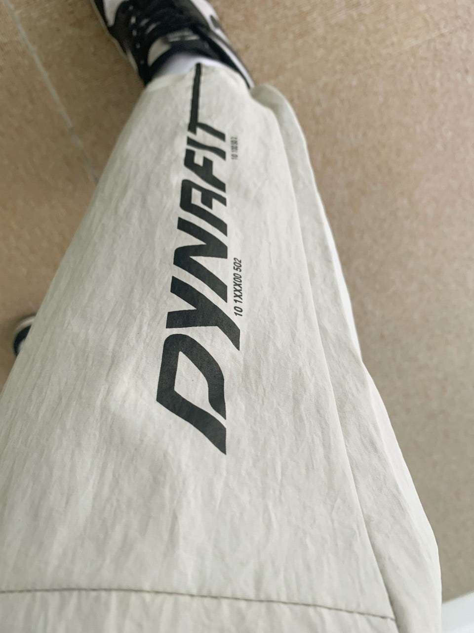 h_b98Ud018svc1rzzn21nf5lpc_2li0y6.jpg?type=e1920_std