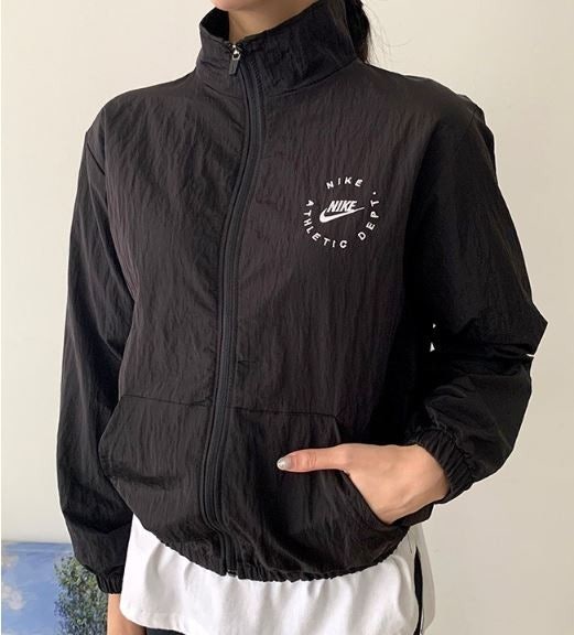 b_h9aUd018svcyyholvsf8050_2li0y6.jpg?type=e1920_std