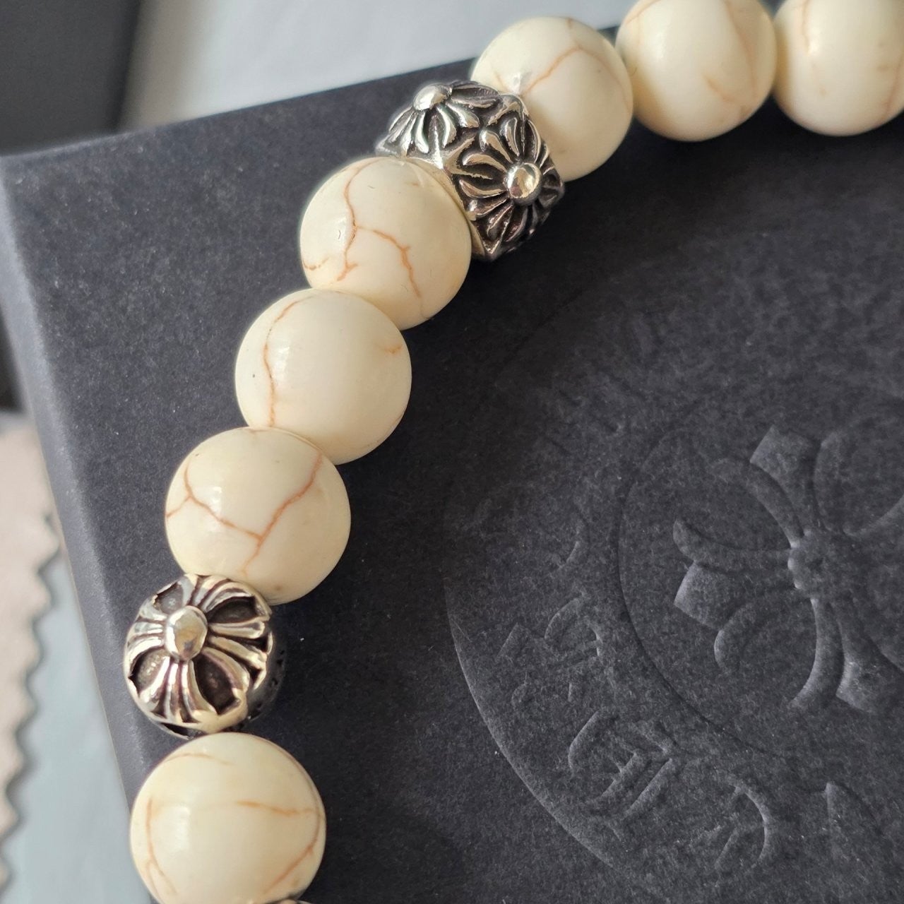 b_aj5Ud018svcz6d900xqtuan_413zjm.jpg b_aj5Ud018svcz6d900xqtuan_413zjm.jpg