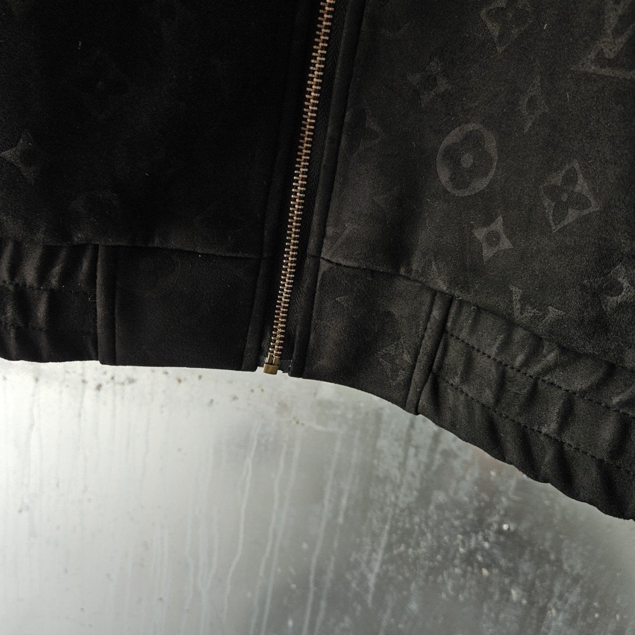 2_e33Ud018svchiz5r84y6c02_4144s3.jpg 2_e33Ud018svchiz5r84y6c02_4144s3.jpg