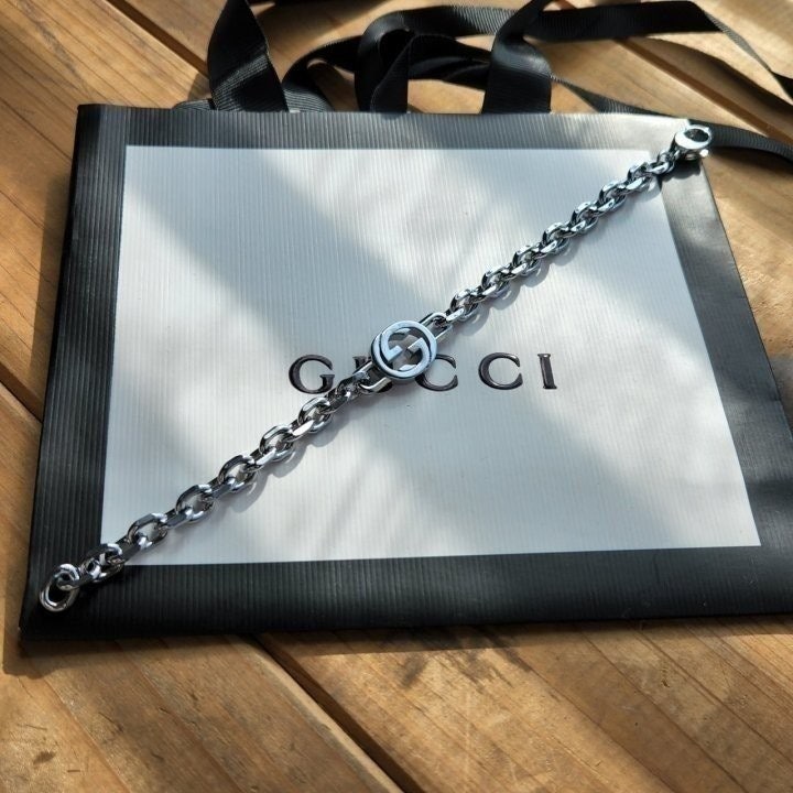 4_hj0Ud018svc4w50ksh6k337_egdzkr.jpg
